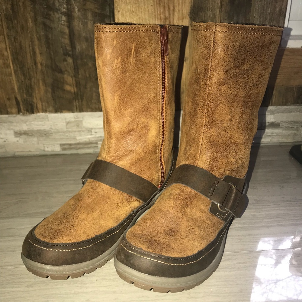 Merrell Emery Buckle Boots - Rust size 8.5